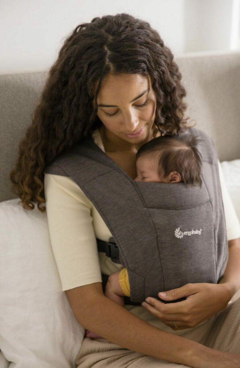 Ergobaby Embrace nosilka, Heather Grey,  siva - slika 11