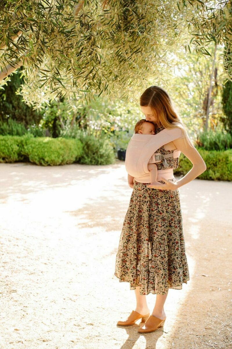 Ergobaby Embrace nosilka, Blush Pink - slika 10