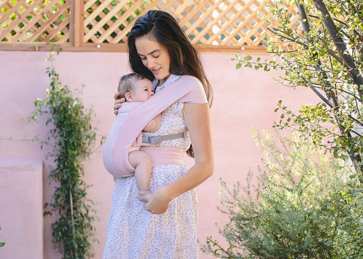 Ergobaby Embrace nosilka, Blush Pink - slika 15