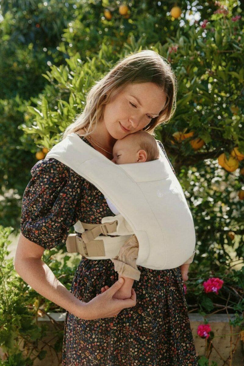 Ergobaby Embrace nosilka, Cream - slika 15