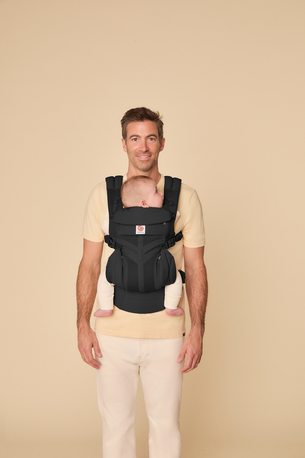 Ergobaby Cool Air Omni 360 nosilka, Onyx črna - slika 10